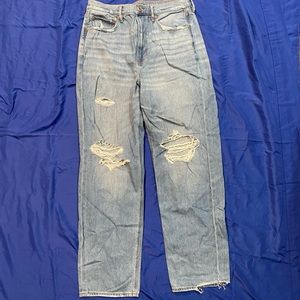 American Eagle Baggy Jean